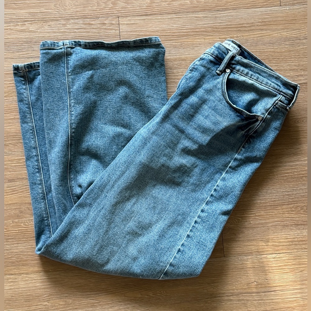 Nine West Distressed Medium Blue Denim Jeans size 12